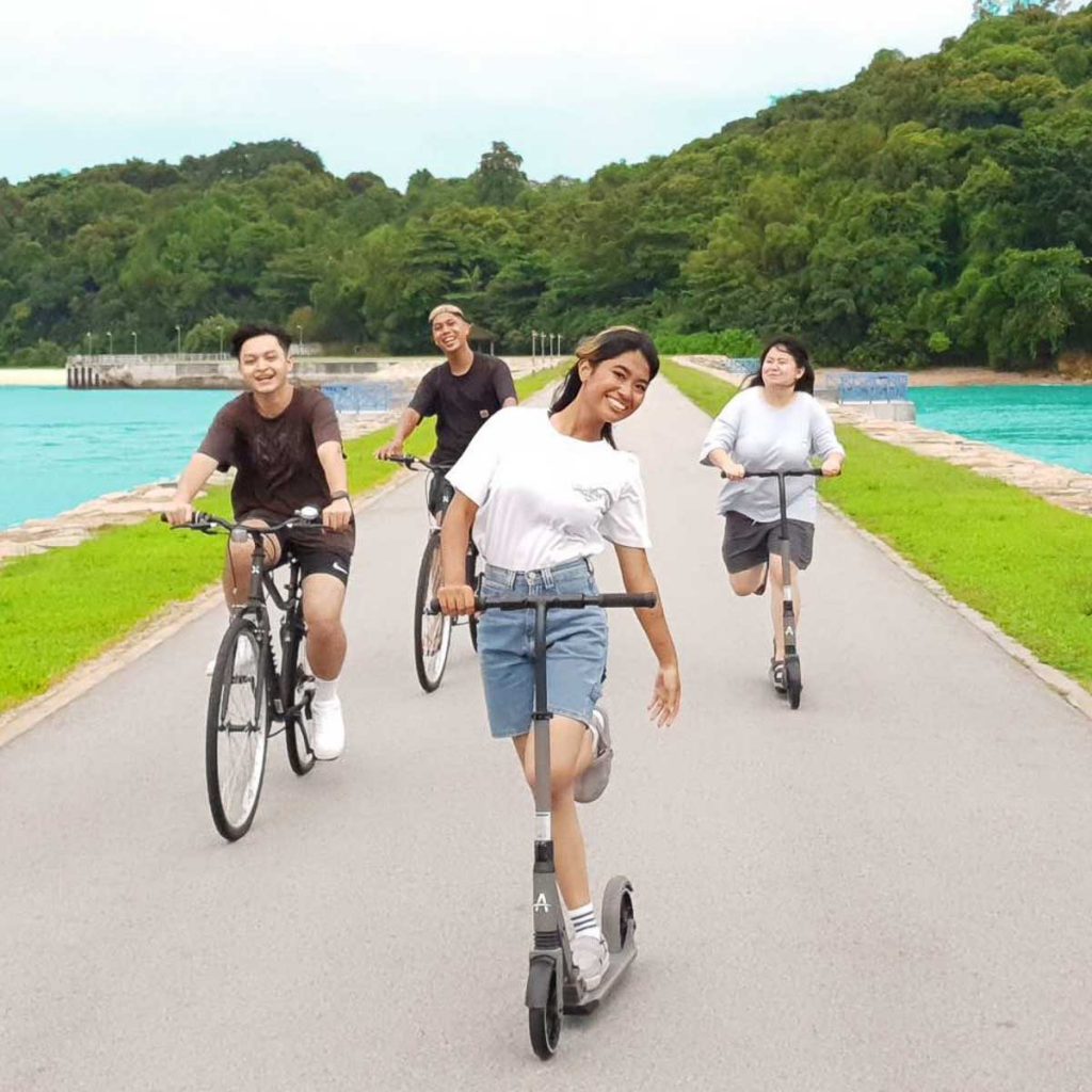 Cycling and kick scooter Gogreen St. John's Island - Things to do in Singapore November 2022