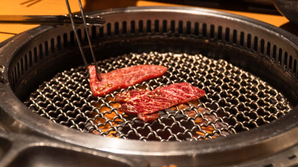 Wagyu beef on the grill at Ginza Enzo 