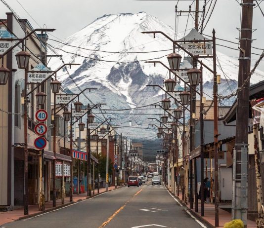 3D2N Mt Fuji Itinerary Under S$570 — Road Trip From Tokyo Honcho Street - Mt Fuji Itinerary