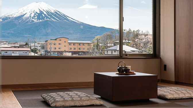 Kawaguchiko Onsen Oike Hotel View of Mount Fuji - Japan Accommodations