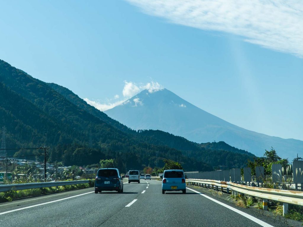 Mt Fuji on highway - Tokyo car rental