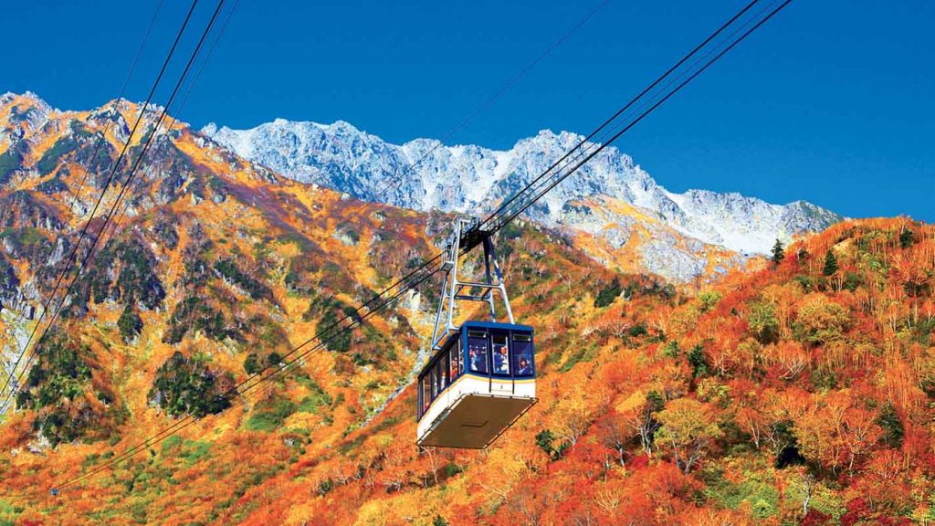 Ropeway going up Tateyama Alpine Kurobe Route