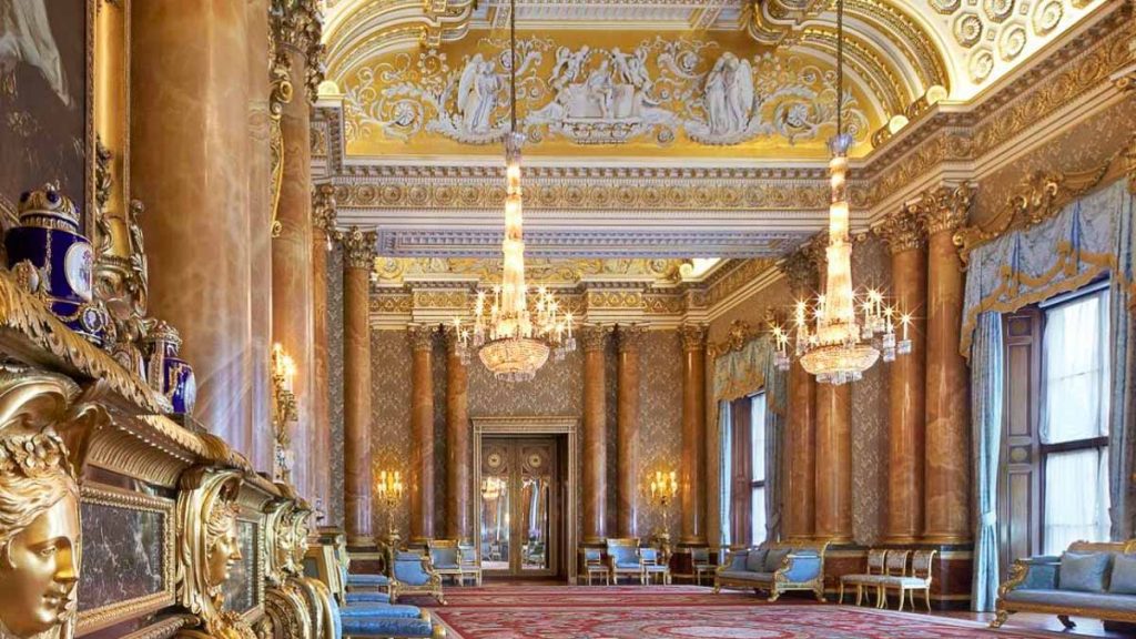 Buckingham Palace blue drawing room - UK itinerary
