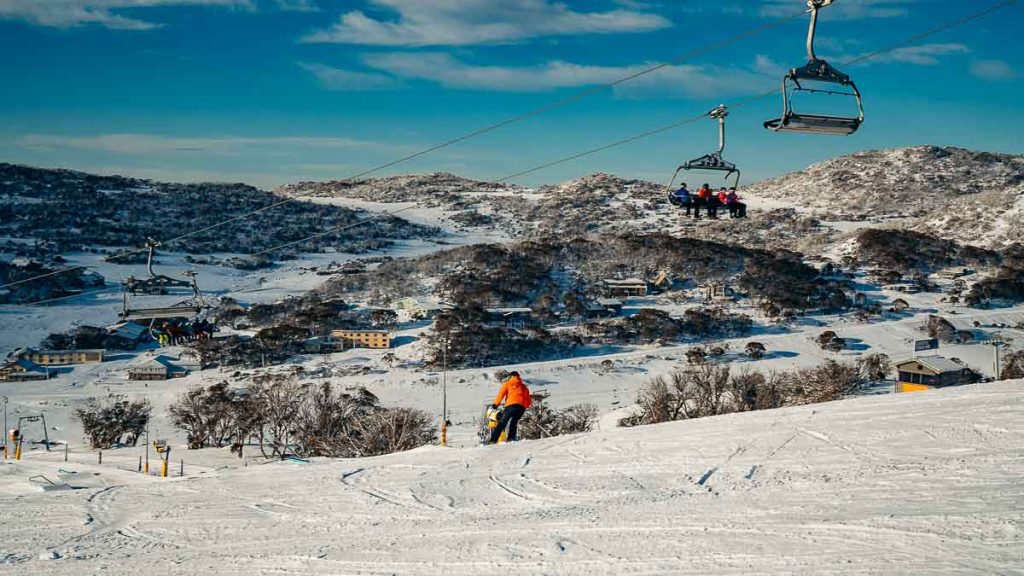 Snowboarding-at-Perisher-Resort-Things-to-do-in-Sydney