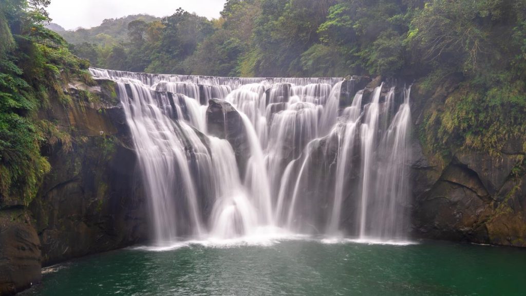 Shifen Waterfall View - Taiwan Itinerary