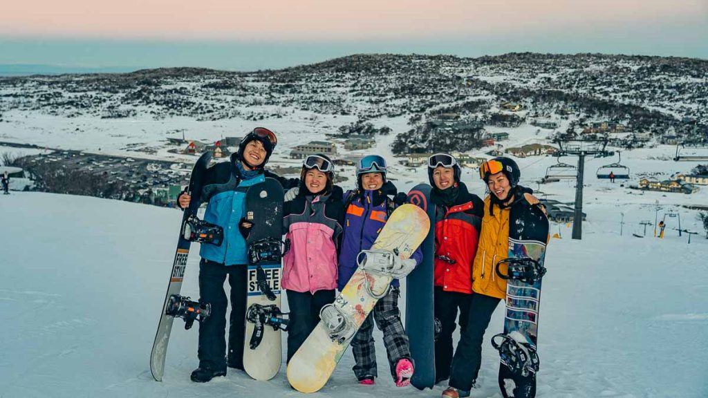 Snowboarding at Perisher Resort Sunset - Things to do in Sydney