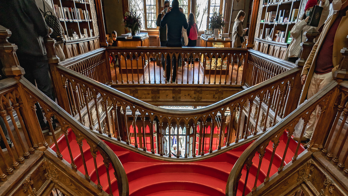 Livraria Lello — Potterhead Travel Bucket List