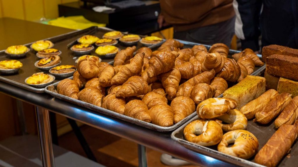 bread and pastries from yuechu bakery in yizhong night market - things to do in taichung