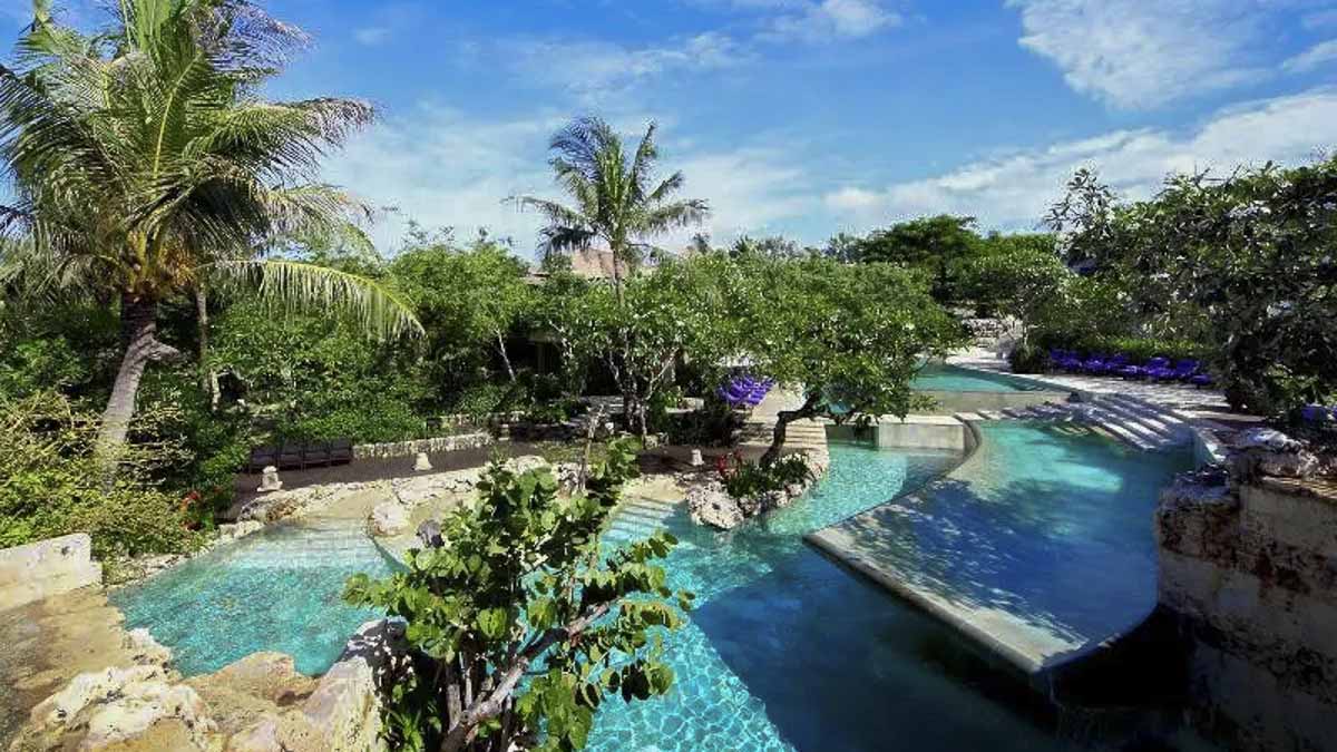 AYANA Resort - Swimming Pools - Where to Stay in Bali