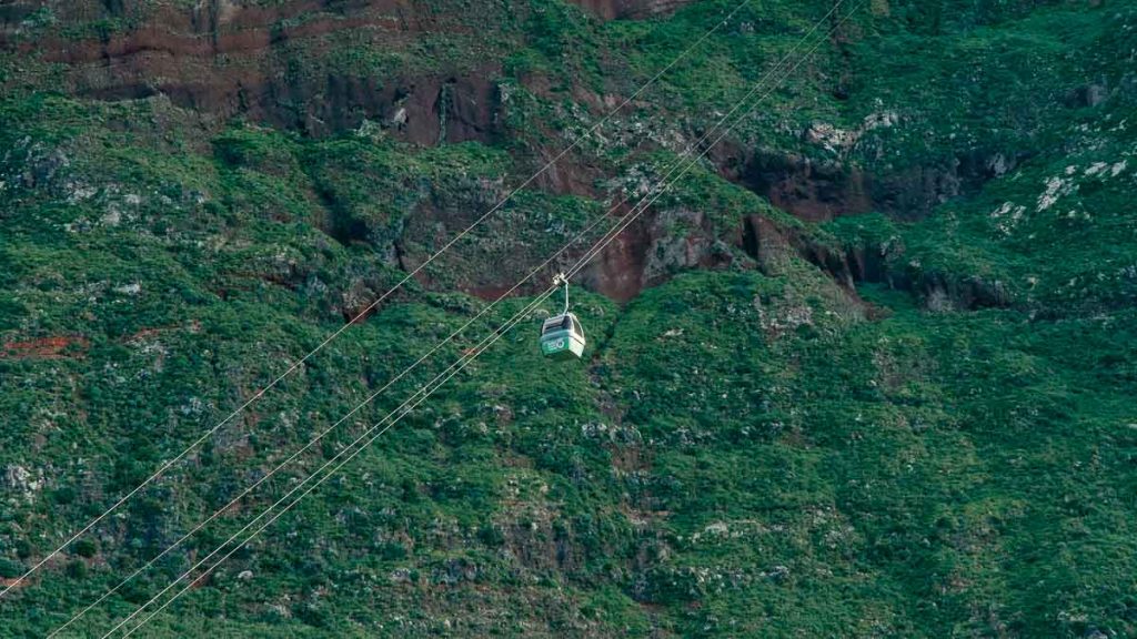 Achadas Da Cruz Cable Car - Madeira Travel Guide