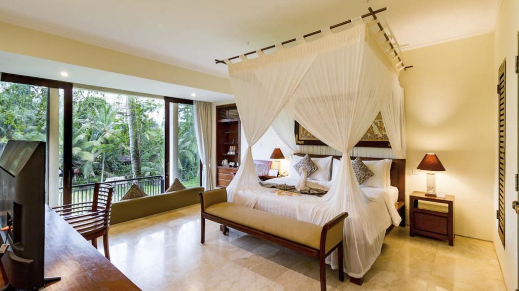 Cepik Villa Sedimen Room - Eastern Bali Villas
