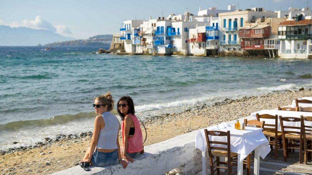 Friends in Mykonos - Europe itineraries