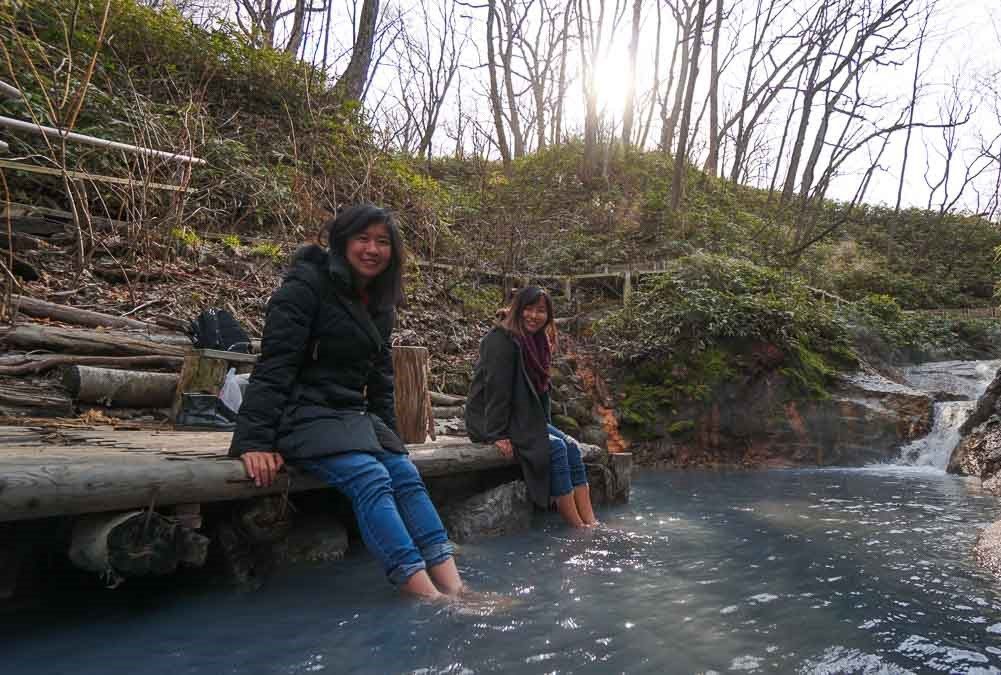 Oyunuma-Footbath-in-Noboribetsu-Onsen-Budget-Hokkaido-Itinerary-Road-Trip-Resized