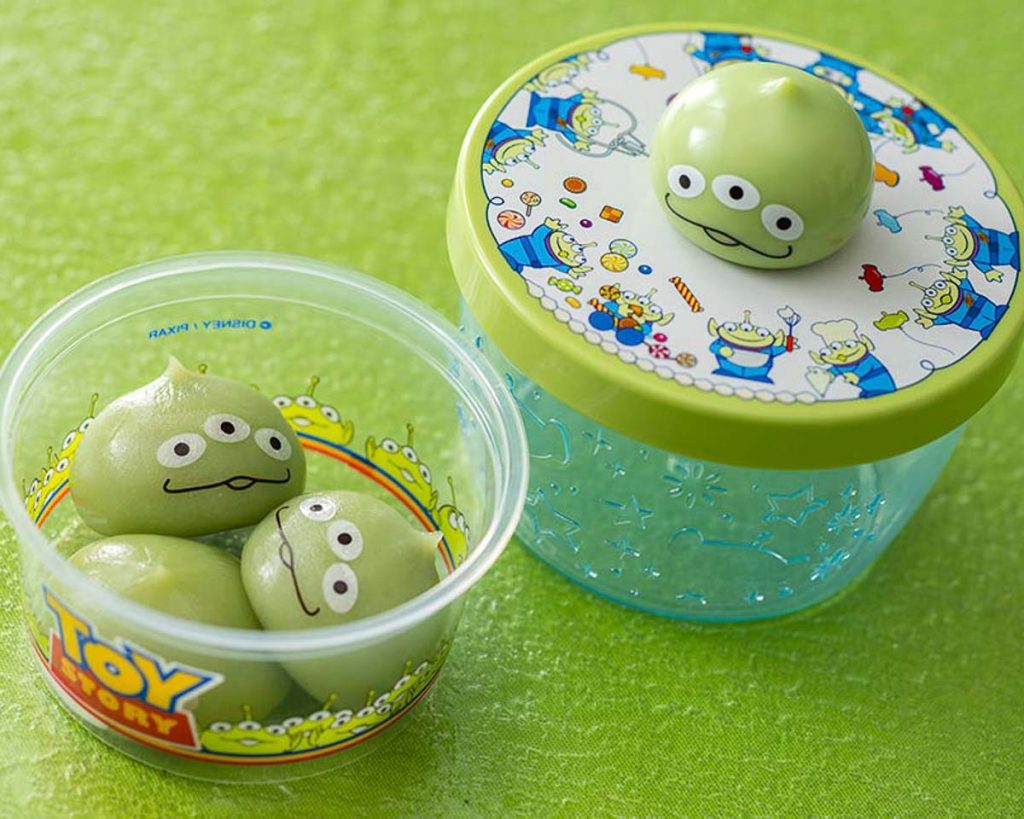 Little Green Man Mochi - Universal studios japan vs tokyo disneyland