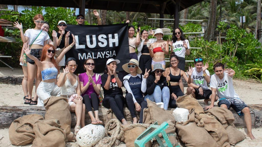 LUSH beach cleanup at Club Med Bintan — Solo Travel 
