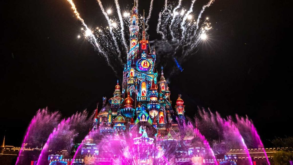 Fireworks at Castle of Magic Dreams - Hong Kong Disneyland Guide