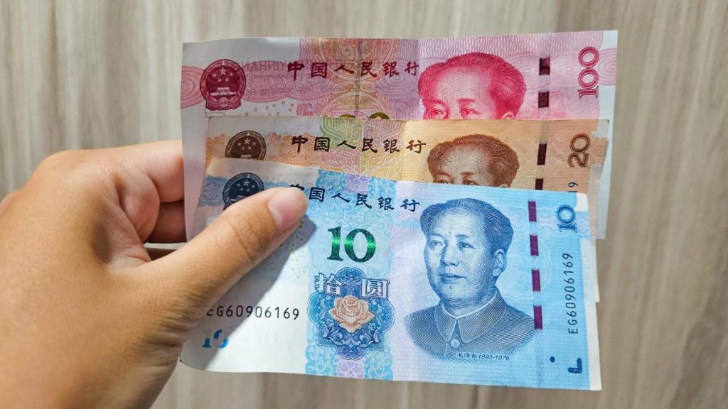China's banknotes Renminbi - WeChat and Alipay