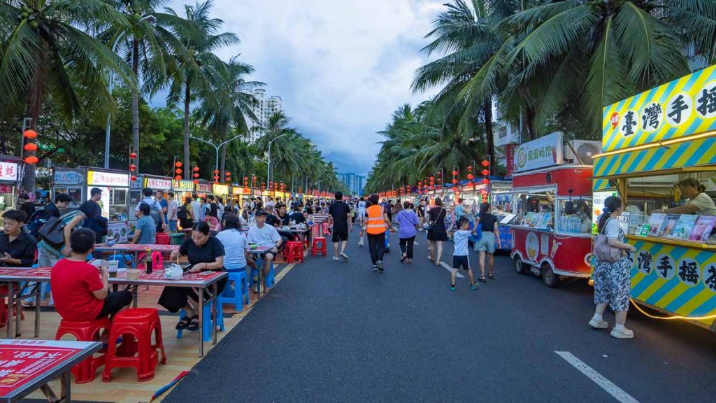 Haida Nanmen Night Market - Hainan Itinerary