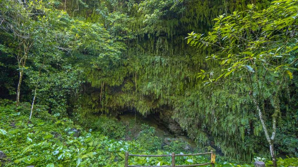 Small Cave in Crater - Hainan Itinerary