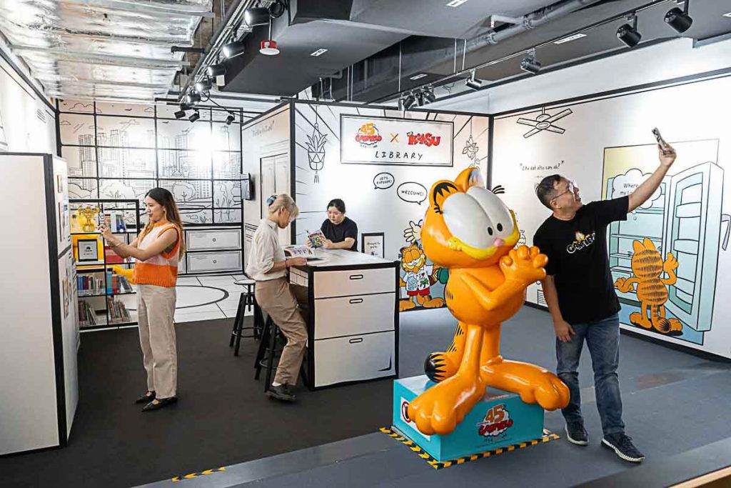 Garfield x Mr Kiasu pop-up library - Things to do in Singapore
