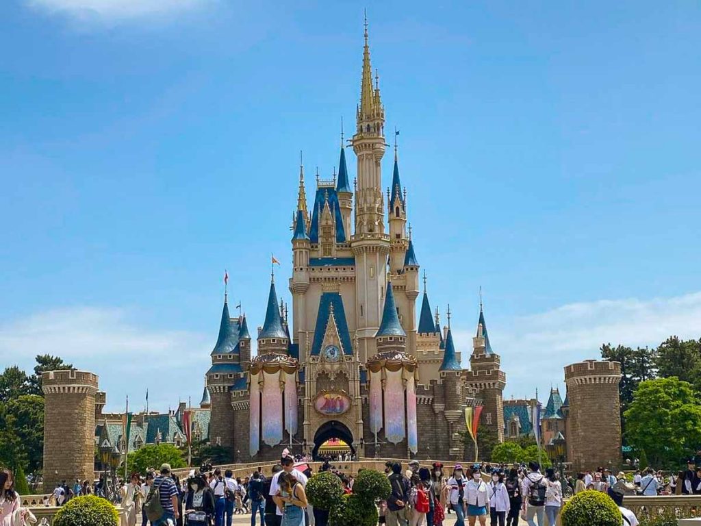 Tokyo Disneyland Castle - Japan theme parks