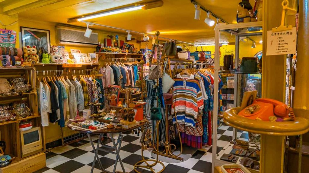 Vintage Pepperland Thriftshopping Interior - Things to do in Macau