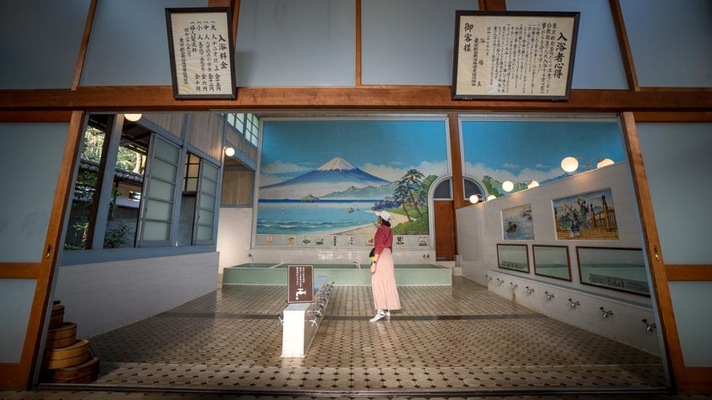 Edo-Tokyo Architectural Museum Public Bath House with Girl - Solo Travel in Tokyo