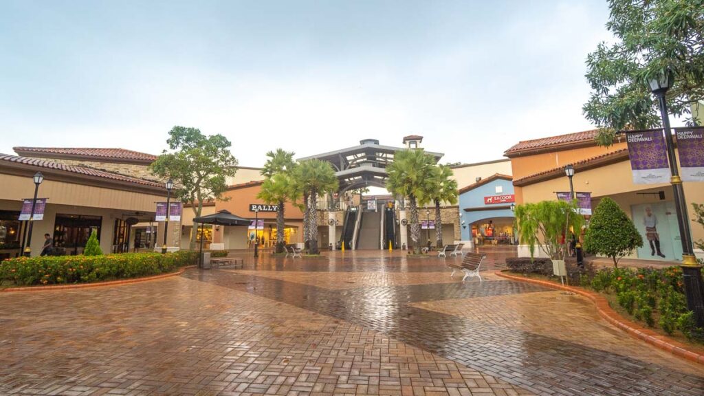 Johor Premium Outlets Mall - Day trips from Johor Bahru