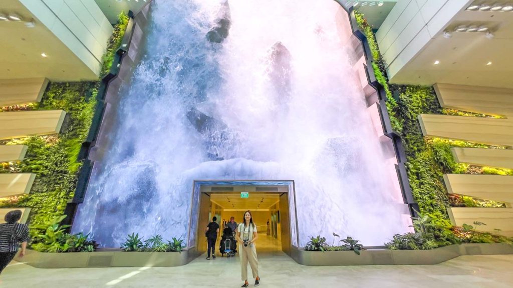 Girl at The Wonderwall - Changi Airport Terminal 2