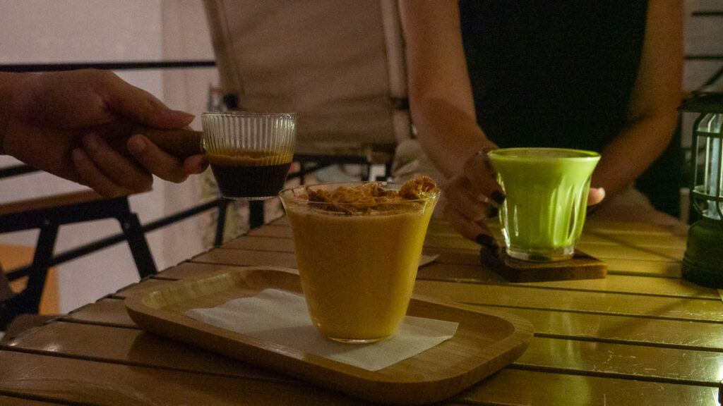 Coffee and drinks at Outline Cafe - Mount Austin Guide
