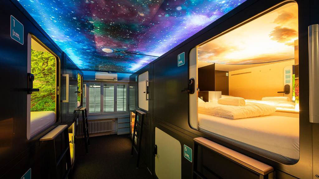 LAB Capsule Hotel Lucerne Space Theme Capsule Hotel - Best Hostels in Lucerne