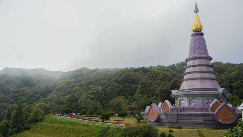 Queen Pagoda - Doi Inthanon Day Tour