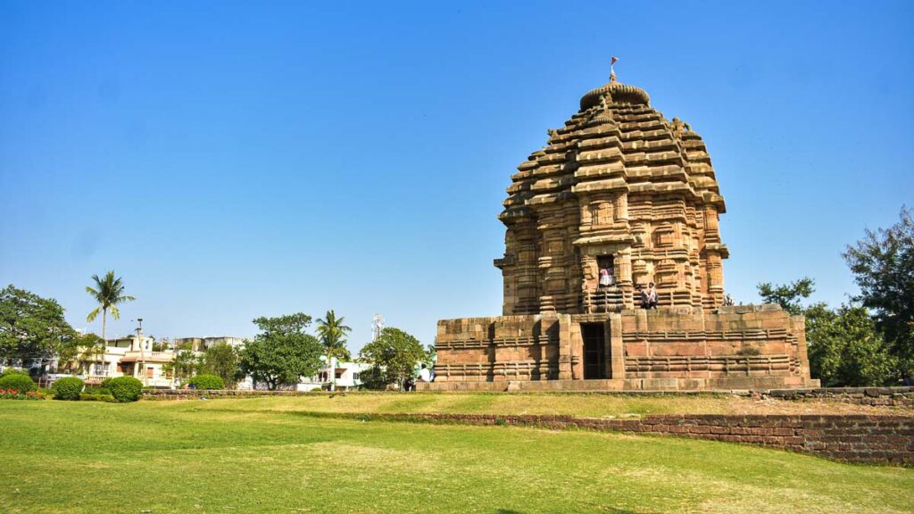 Temple in Bhubaneswar India - New Holiday Destinations
