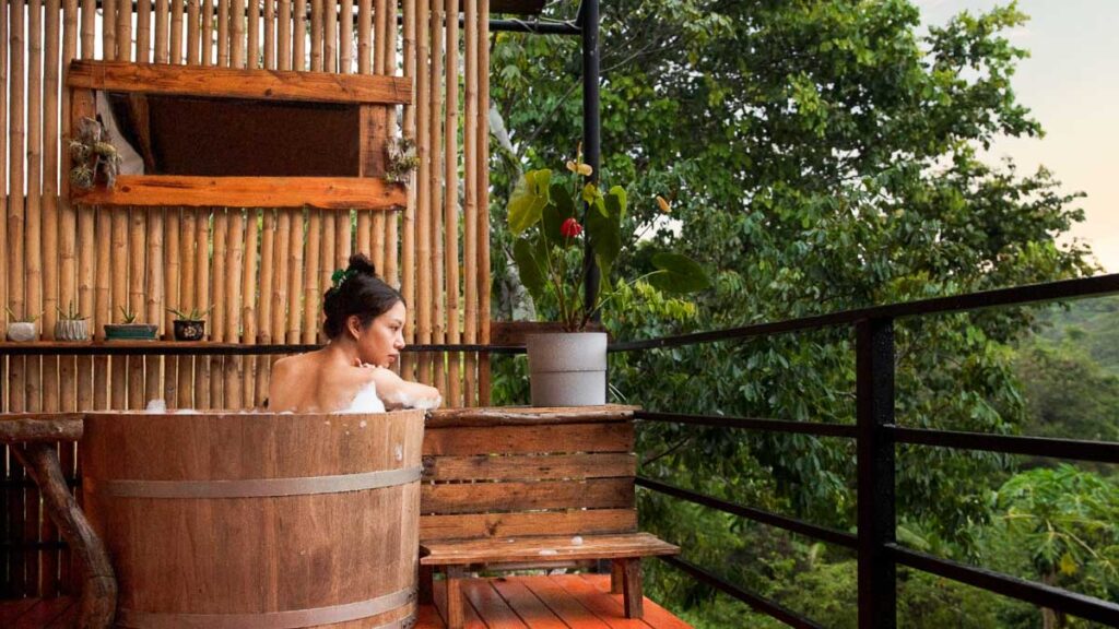 Girl in Bathtub - Thailand Accommodation