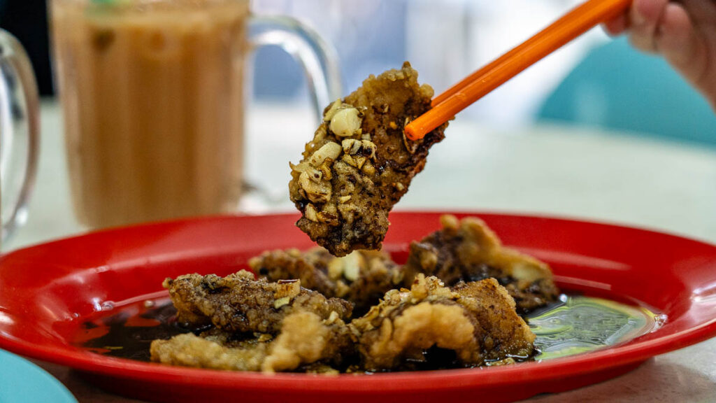 Seng Hing Coffee Shop Fried FIsh Breakfast - Things to do in Kota Kinabalu