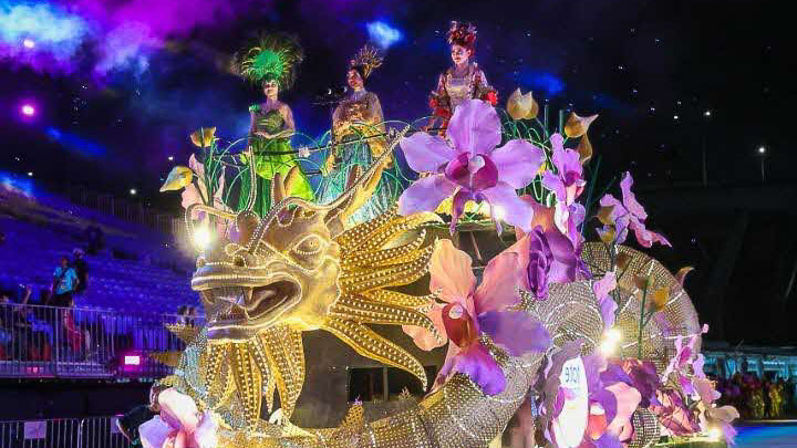 Chingay Parade Blossom Dragon Float - Festivals in Singapore