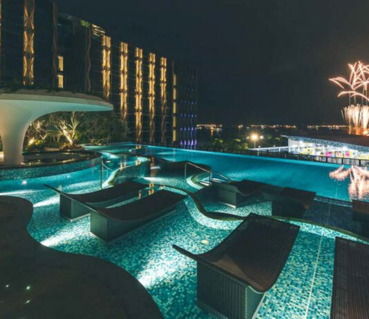 Featured Image - Staycations in Singapore