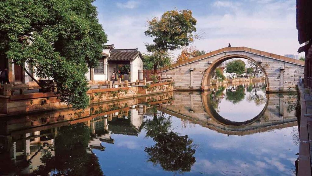 Hui Shan Ancient Town in Wuxi, China - Things to see in Wuxi