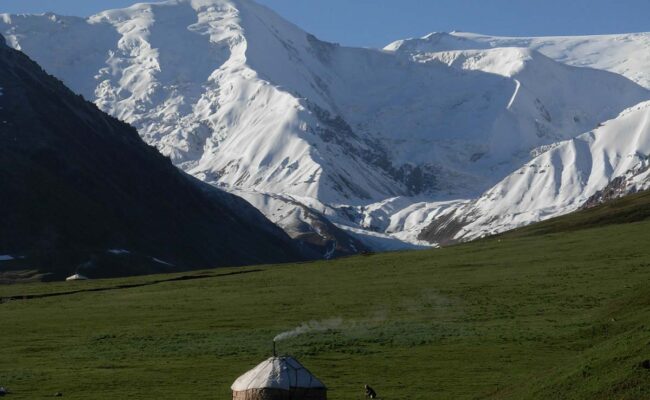 Kyrgyzstan-mountain with yurt