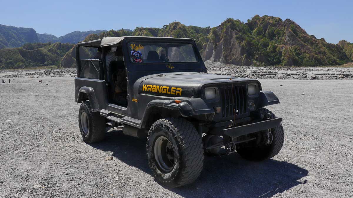 Mount Pinatubo 4x4 Jeep - Day Trip Hikes from Manila
