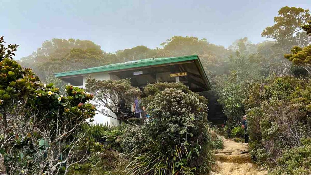 Pondok Villsa Hut Rest Stop - Climbing Mount Kinabalu