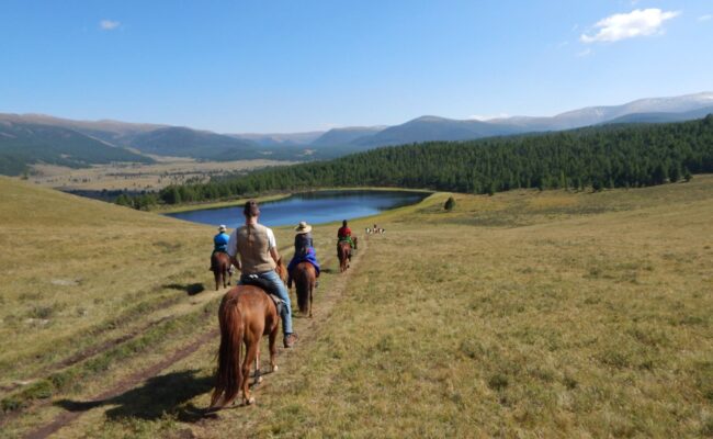 Horse riding in eight lakes mongolia