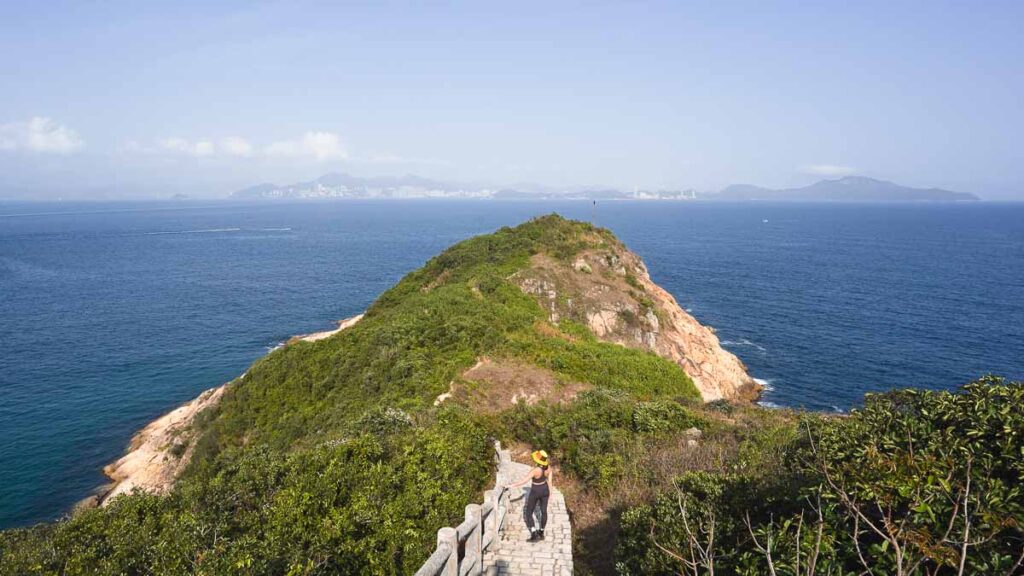Bird's eye view of North Pavillion Lookout (Cheung Chau Observation Deck, 東南面) - Hong Kong Itinerary