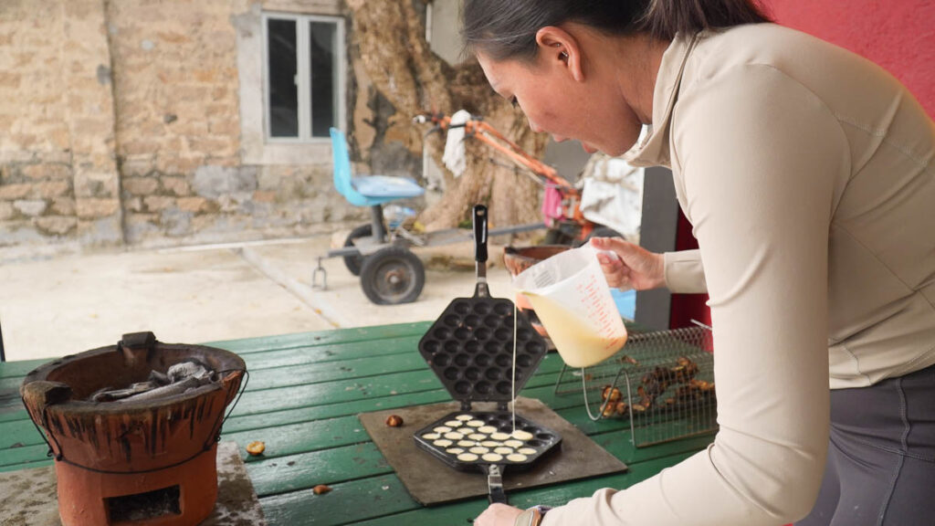 Bubble Waffle Making at Sai Yuen