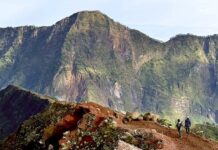 Featured Image - Climbing Mt Rinjani