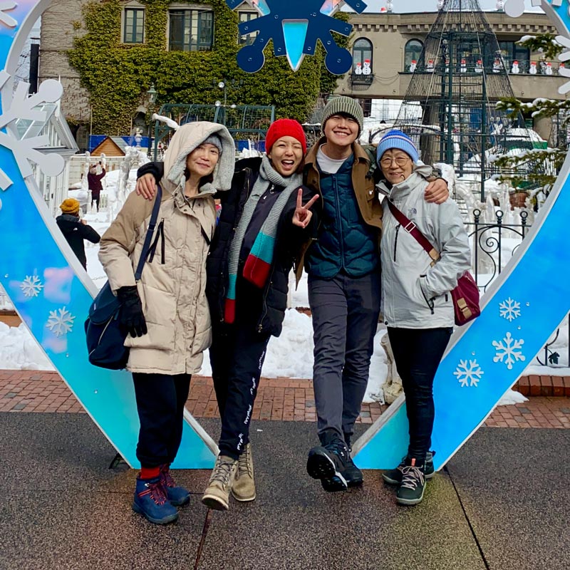 Hendric and his family in Japan