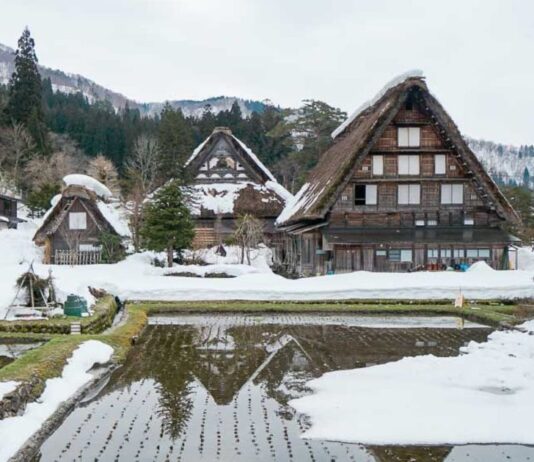 11 Relaxing Things to Do in Chubu, Central Japan — Hot Springs, Snow-capped Mountains and Quaint Towns Featured - Things to do in Chubu