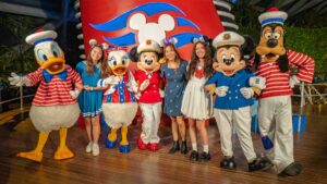 Meet and Greet with Disney Characters - Things to do in Singapore