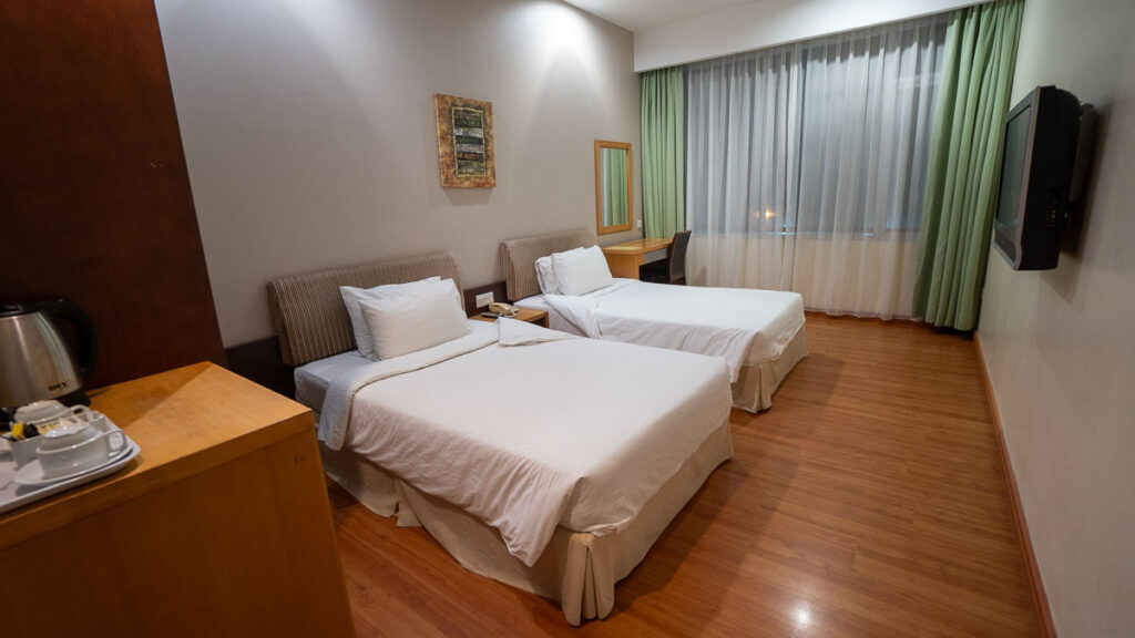 Room of kingswood hotel - Sarawak guide