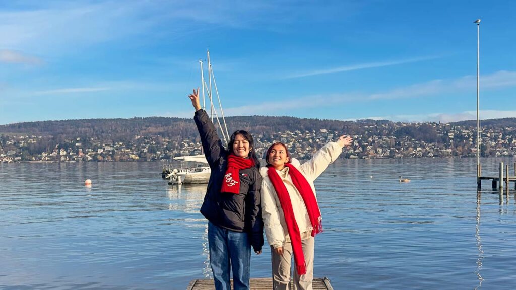 Girls at Lake Zurich - Zurich attractions